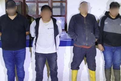 Cuatro ciudadanos fueron aprehendidos en R&iacute;o Negro, provincia de Tungurahua, por presuntamente estar involucrados en el robo de veh&iacute;culos