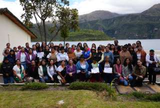 100 lideresas reunidas por la protecci&oacute;n del Agua