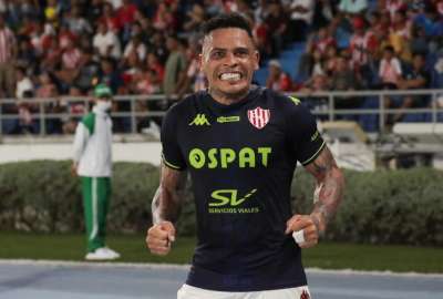 &Aacute;lvez anot&oacute; un golazo en la Copa Sudamericana