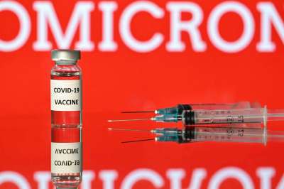 OMS anticipa cambios en la composici&oacute;n de la vacuna para frenar a &Oacute;micron