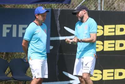 Felix S&aacute;nchez Bas tom&oacute; una decisi&oacute;n sobre Gonzalo Plata, Robert Arboleda y Kendry P&aacute;ez 