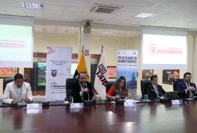 Ministerio de Ambiente lanza campa&ntilde;a para prevenir incendios forestales