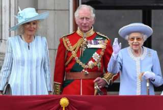 &iquest;Qui&eacute;n suceder&aacute; el trono tras la muerte de la reina Isabel II?