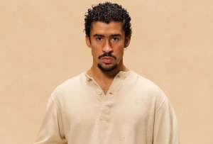  El domingo 5 de enero de 2025, Bad Bunny lanz&oacute; su m&aacute;s reciente &aacute;lbum, Deb&iacute; Tirar M&aacute;s Fotos.