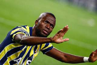 &Eacute;nner Valencia marc&oacute; el gol del triunfo para el Fenerbahce