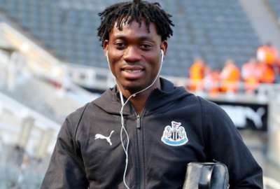 Christian Atsu fue rescatado entre los escombros, tras el desastre en Turqu&iacute;a. 