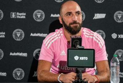 El futbolista argentino anunci&oacute; el fin de su trayectoria profesional. 