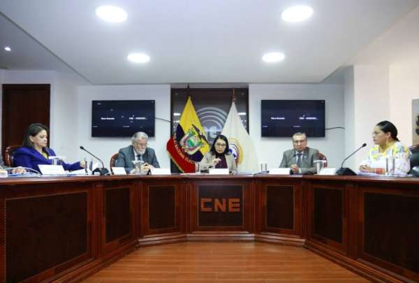 La noche de este 25 de agosto del 2023 se reanud&oacute; la sesi&oacute;n del Pleno del CNE. 