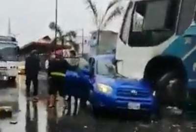 Una persona se salv&oacute; de morir tras un accidente en Guayaquil