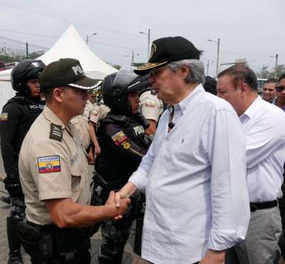 Presidente Guillermo Lasso visit&oacute; a la Polic&iacute;a Nacional en Chone