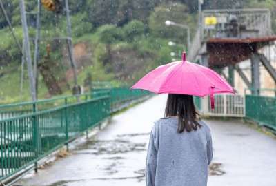Es probable que exista acumulaci&oacute;n de agua en hogares, negocios y caminos debido a las precipitaciones.