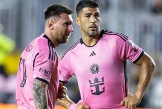 VIDEO: &iexcl;Imperdible! Lionel Messi y Luis Su&aacute;rez jugando al p&aacute;del