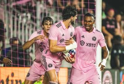 Leonardo Campana anot&oacute; un gol y dio asistencia para el otro