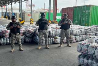 SENAE y Marina incautaron mercanc&iacute;a prohibida valorada en m&aacute;s de USD 400 mil en Guayaquil