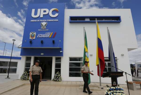 Recuerda que puedes gestionar el servicio de "Encargo por Domicilio" en la UPC m&aacute;s cercana a tu hogar. 