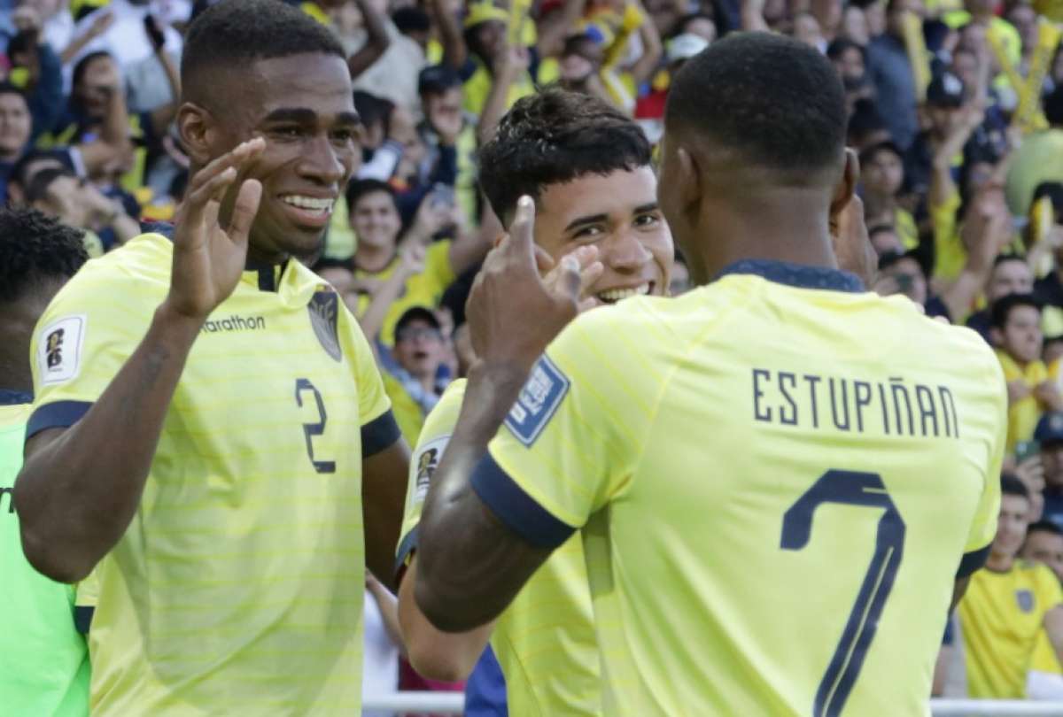 Pervis Estupiñán es una de las grandes ausencias en la tricolor