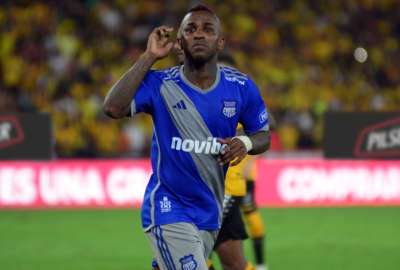 La ira de un relator de BSC TV luego del festejo de Miller Bola&ntilde;os en el cl&aacute;sico