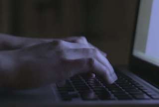 Quito: Investigaci&oacute;n por difusi&oacute;n de videos sexuales de estudiantes, modificados con inteligencia artificial