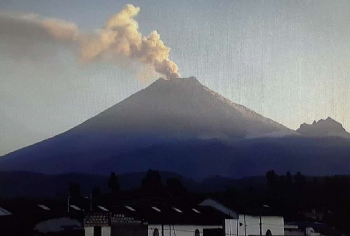 El Servicio Nacional de Gestión de Riesgos (SNGR) puso a disposición un link con las rutas de evacuación y zonas seguras de las comunidades. 