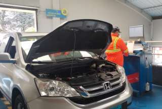 Quito: seis centros se habilitaron para la revisi&oacute;n t&eacute;cnica vehicular