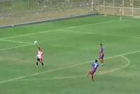 Ins&oacute;lito autogol en la Serie B de Brasil
