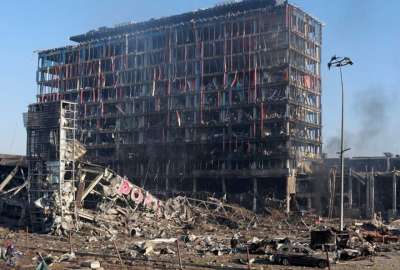 Ocho fallecidos tras bombardeo a un centro comercial en Kiev