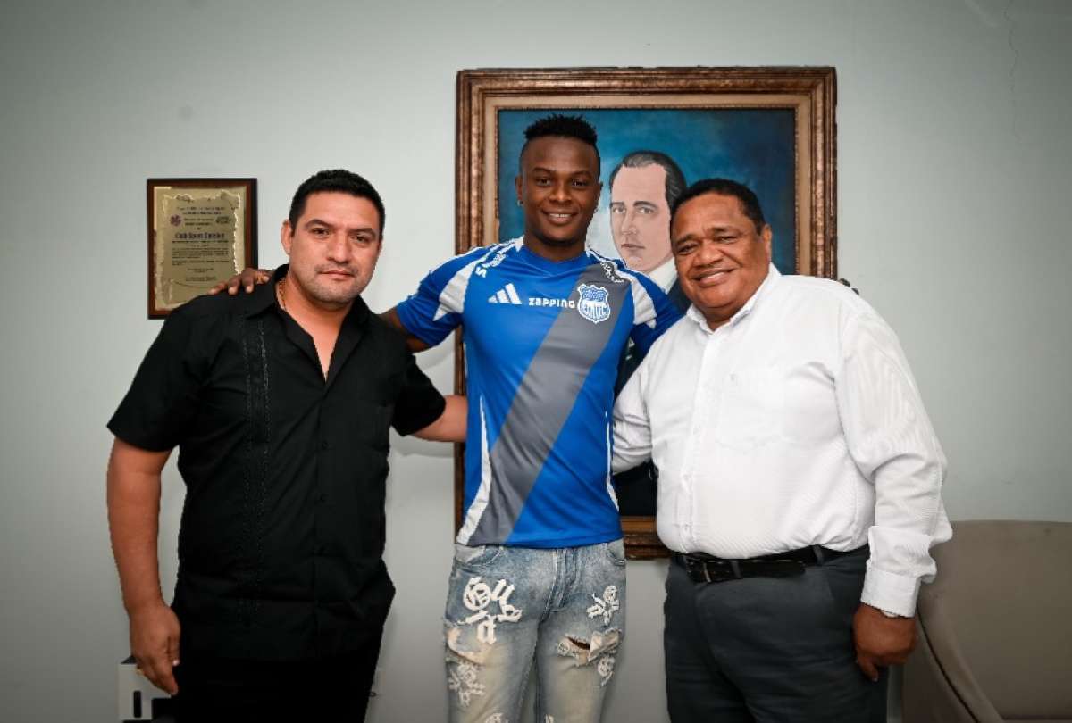 José Angulo ya es jugador de Emelec