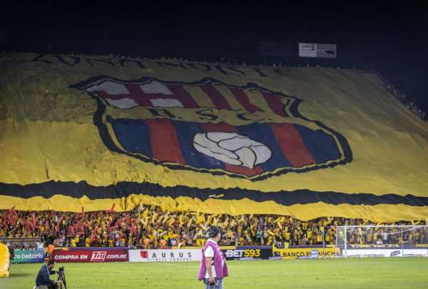 Barcelona perdi&oacute; cerca de 200.000 d&oacute;lares por la sanci&oacute;n contra su estadio