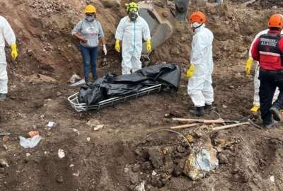 Autoridades contin&uacute;an con la b&uacute;squeda de cuerpos en Alaus&iacute;