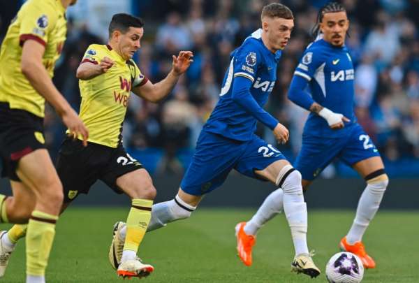 Chelsea no logr&oacute; imponer su juego ante Burnley, uno de los equipos que busca la permanencia en la Premier League. 