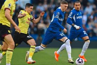 Chelsea empat&oacute; ante Burnley