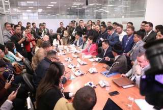 Comisi&oacute;n de Fiscalizaci&oacute;n acata acci&oacute;n de protecci&oacute;n y reactiva juicios pol&iacute;ticos