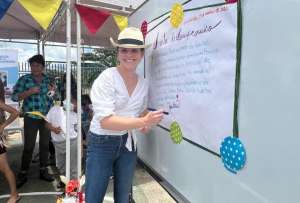 Ministra de Educaci&oacute;n envi&oacute; un saludo por el D&iacute;a del Maestro