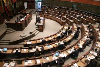 Los partidos con candidatos a asamble&iacute;stas con m&aacute;s deudas en el SRI, seg&uacute;n investigaci&oacute;n