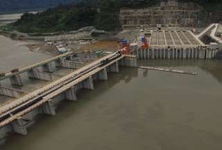 Ecuador acuerda con Power China operaci&oacute;n y mantenimiento de Coca Codo Sinclair