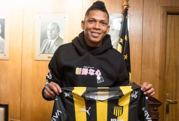 Billy Arce se ti&ntilde;&oacute; en su cabeza los colores de Pe&ntilde;arol