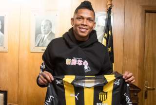 Billy Arce se ti&ntilde;&oacute; en su cabeza los colores de Pe&ntilde;arol