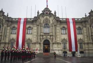 Allanan Palacio de Gobierno en Per&uacute;