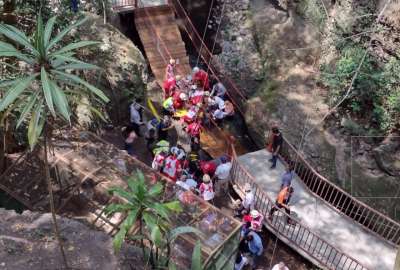 Al menos 25 heridos al desplomarse un puente colgante en M&eacute;xico