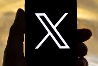 Empresa de inteligencia artificial adquiere X en USD 33.000 millones