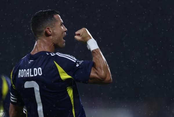 Cristiano Ronaldo estren&oacute; su nueva faceta como "youtuber",