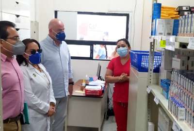 Alfredo Borrero, vicepresidente de la Rep&uacute;blica (centro) visit&oacute; Loja
