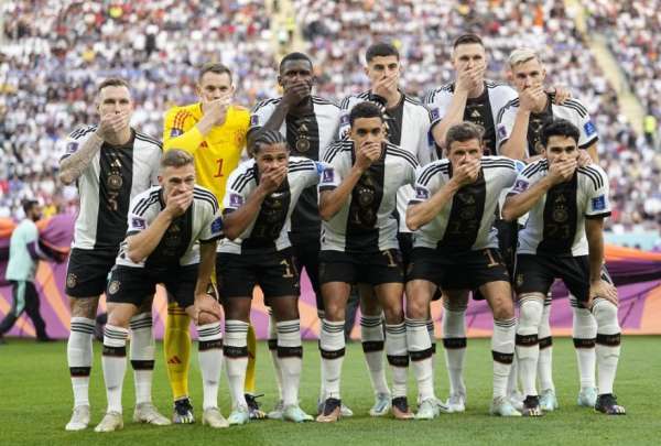 La Selecci&oacute;n de Alemania hizo un gesto antes del partido ante Jap&oacute;n