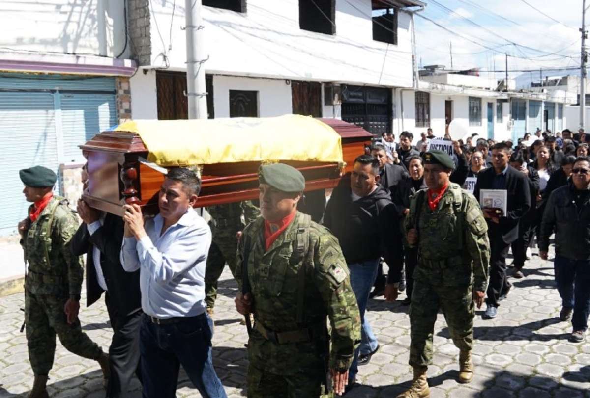 En el informe de la autopsia realizada al cuerpo de la subteniente Aidita A. se reveló que en la presunta agresión sexual habría participado más de una persona. El documento fue presentado por uno de los abogados de la familia, según medios de comunicación.