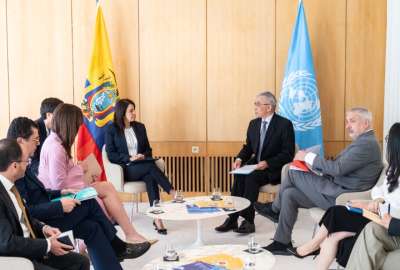 Cynthia Gellibert, vicepresidenta, y Alegr&iacute;a Crespo, ministra de Educaci&oacute;n, mantuvieron una reuni&oacute;n con representantes de Unesco. 