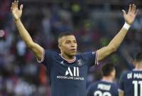 Kylian Mbapp&eacute; renov&oacute; con el PSG hasta 2025