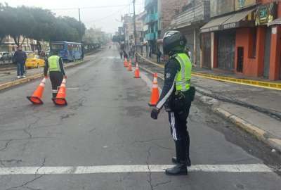 Reportan cierre de la avenida Am&eacute;rica en Quito