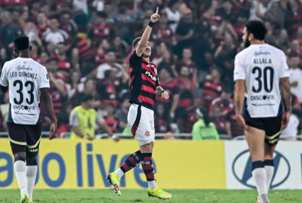 Liga de Quito perdi&oacute; en Brasil ante Flamengo