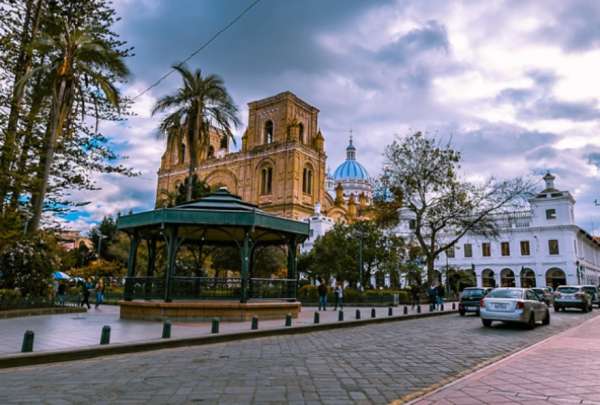 Cuenca celebra este 3 de noviembre de 2024, 204 a&ntilde;os de Independencia. 