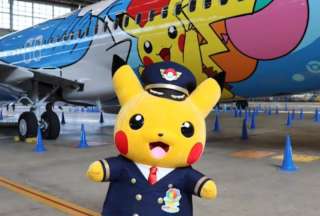 Presentan nueva l&iacute;nea de aviones de Pikachu